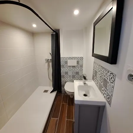 Cosy Entierement Renove A Deux Pas De Lyon Apartment Fontaines-sur-Saone